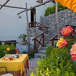L'antico Borgo Dei Limoni 4*