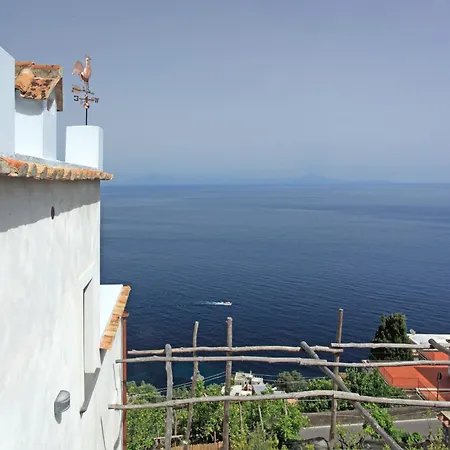 Bed & Breakfast L'antico Borgo Dei Limoni 2*