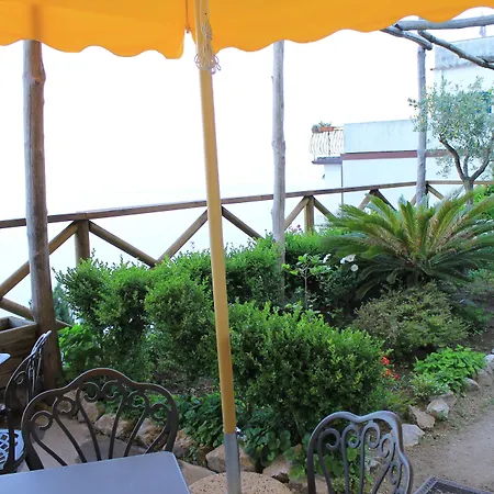 L'antico Borgo Dei Limoni 4*