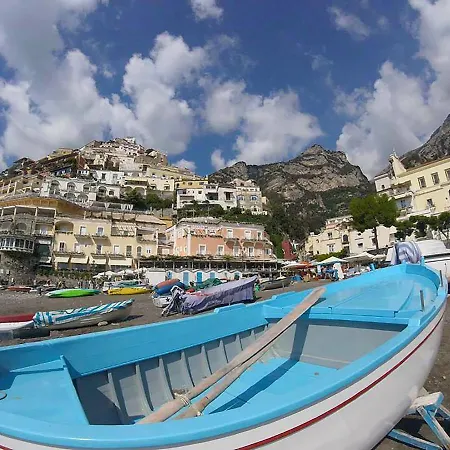 فندق مبيت وإفطار L'antico Borgo Dei Limoni 4*