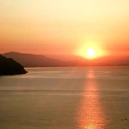 L'antico Borgo Dei Limoni فندق مبيت وإفطار 4*