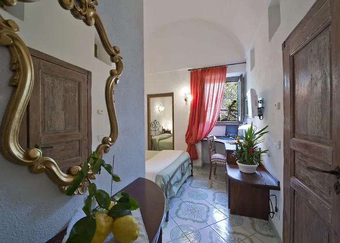 Bed & Breakfast L'antico Borgo Dei Limoni