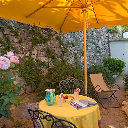 L'antico Borgo Dei Limoni 4*