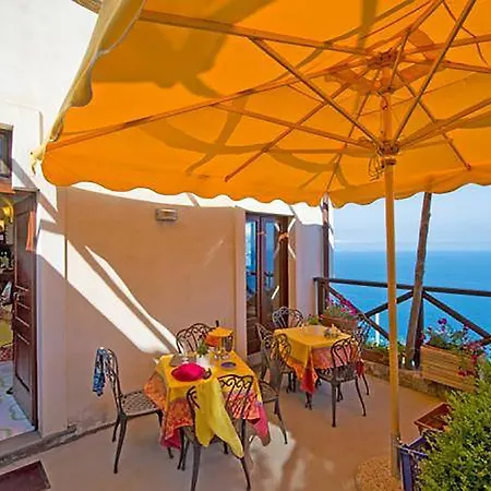 L'antico Borgo Dei Limoni Frühstückspension