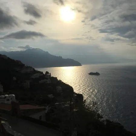 L'antico Borgo Dei Limoni Frühstückspension 4*