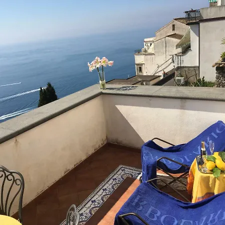 ランティコ ボルゴ デイ リモーノ ベッド・アンド・ブレックファスト アマルフィ